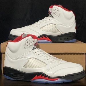 Jordan 5 ‘ Fire Red ‘